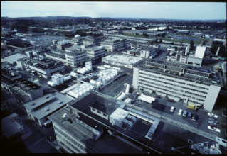 Building of the parmaceutical industry Roche, New Jersey 1986.