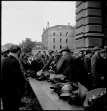 Called up Army auxiliaries, soldiers; 1939.