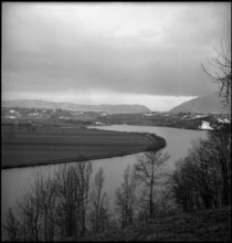 Verbois power station, Rhone reservoir 1952.