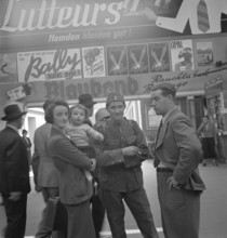 Call-up, soldier before leaving; 1939.