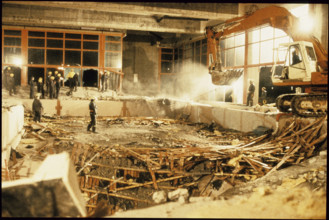 Collapse of indoor swimming pool Uster 1985.