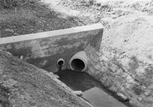 WW 2: land improvement, irrigation, drain, Uttwil 1941.