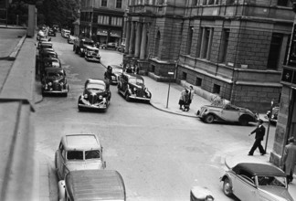 Traffic in Zurich, 1946.