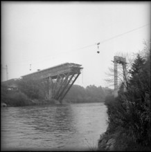 Weinland bridge under construction; 1957.