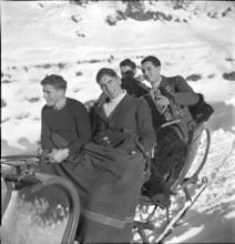 Sleigh ride on the first day of 1942.