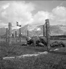 National holiday; soldiers demonstrating their fitness; 1940.