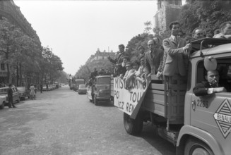 Banner, slogan Gouvernement populaire People's government