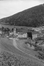 Chur: Planterrastrasse, cathedral, courtyard, episcopal vineyard; 1969
