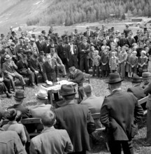 Hospental, valley community; 1942