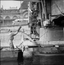 Renovation of the Reuss bridge; 1960