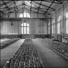 Stock, bread for the armed forces; gymnasium becomes warehouse; 1939