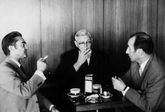 Bachmann and Günthard with airport manager Egli, 1970