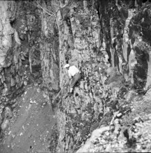 Cleaning up of the glacier ravine in Grindelwald, 1961