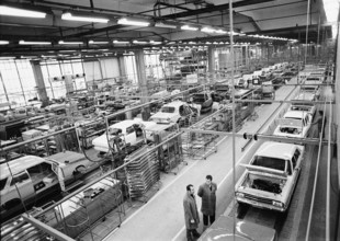 General Motors; assembly hangar; assembly line; 1969