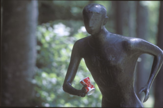 Bronze sculpture by Marcel Perincoli, 1984