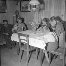 Alpthal; farmer family; 1951