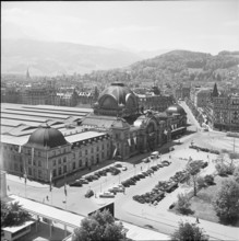 Lucerne railway station; 1952