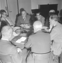 Politicians discussing in the radio studio Zurich, 1947