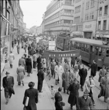 Workers protest against redundancy; 1950