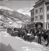 Traditional sleigh ride, Lower Engadine, the Grisons in 1942