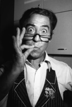 Vico Torriani, singer, cooking, around 1977