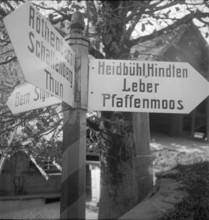 Signpost; 1945