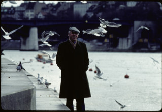 Helmut Hubacher, president of SP Switzerland, promenading along the Rhine 1984