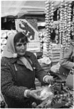Seller at the Zibelemärit in Bern 1971