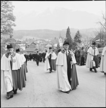 Obwalden voter's meeting-procession of the government 1966