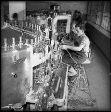 Henniez Lithinée Bottling Plant, 1958