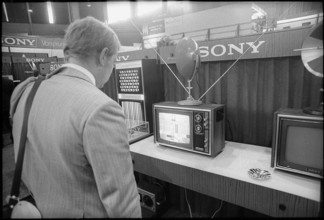 FERA 1971: Portable TV