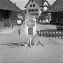Roadblock due to foot-and-mouth disease in the Freiamt, 1956