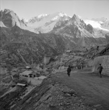 Albigna dam, building site 1956