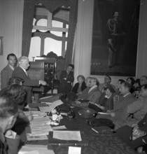 Louis Napoléon's possessions are auctioned; 1950