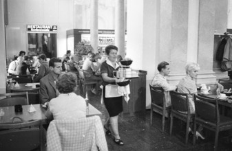 Zurich 1969: Station buffet first class, Main Train Station