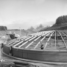 Construction of oil tanks; 1960
