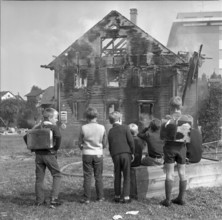 Fire, restaurant, 1969