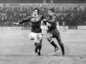 International match Switzerland - Spain 1977: Gabet Chapuisat, Lopez-Ufarte