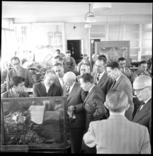 The Federal Council visiting a factory; 1961