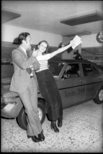 Blick ice hockey campaign 1974: Handing over of checks