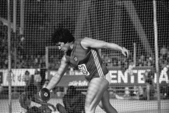 Athletics meeting of Zurich 1975: Faina Melnik