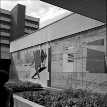 Mural of Otto Tschumi in shopping center of Tscharnergut residential area, Berne 1964