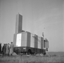 Radar unit for blind landing, Zurich-Kloten airport 1954