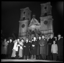 Federal Councilor Thomas Holenstein one day after his election; 1954