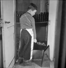 Boys getting coal on Mother's Day, 1941