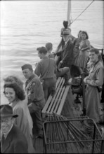 After WW2: American soldiers on steam boat, 1945