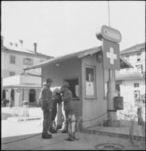 Swiss border in Chiasso, end of war, 1945