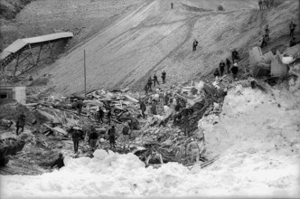 Mattmark Glacial Ice Avalanche; search for missing workers, persons; 1965