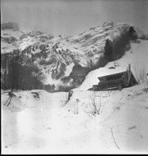 Avalanche near Schwändi, Glarus 1.2.1945
