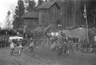 Motocross race in Regensdorf 1969: Sidecar race